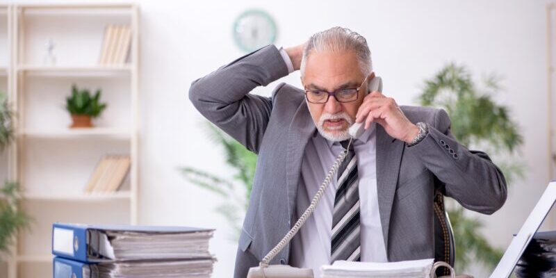 upset businessman | trade didn't work