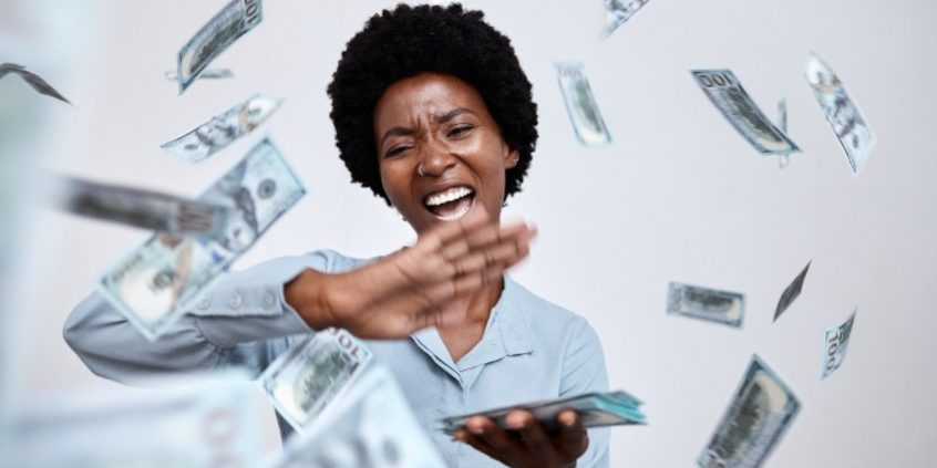 191168771_s raining money | top options trading tips