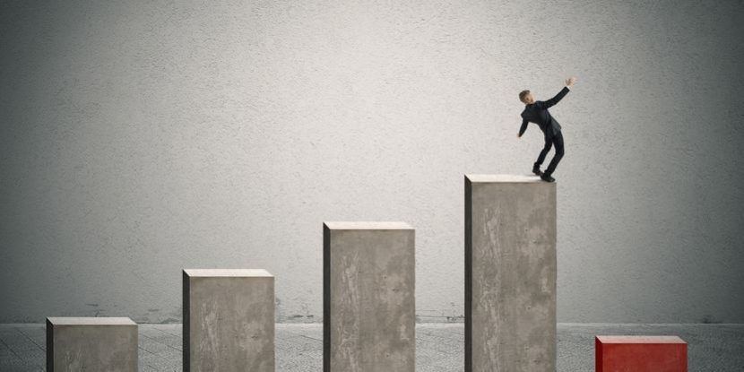 25440001 – concept of risk and crisis in business with stats bar four fears of trading part 2