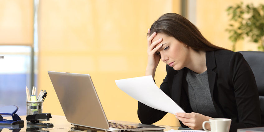 the Fed interest rates | worried trader