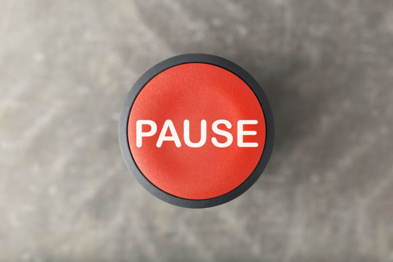 pause button | pause your trading strategy