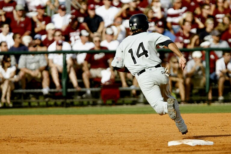 pexels-pixabay-209804 baseball player running past a base | how many successful trades