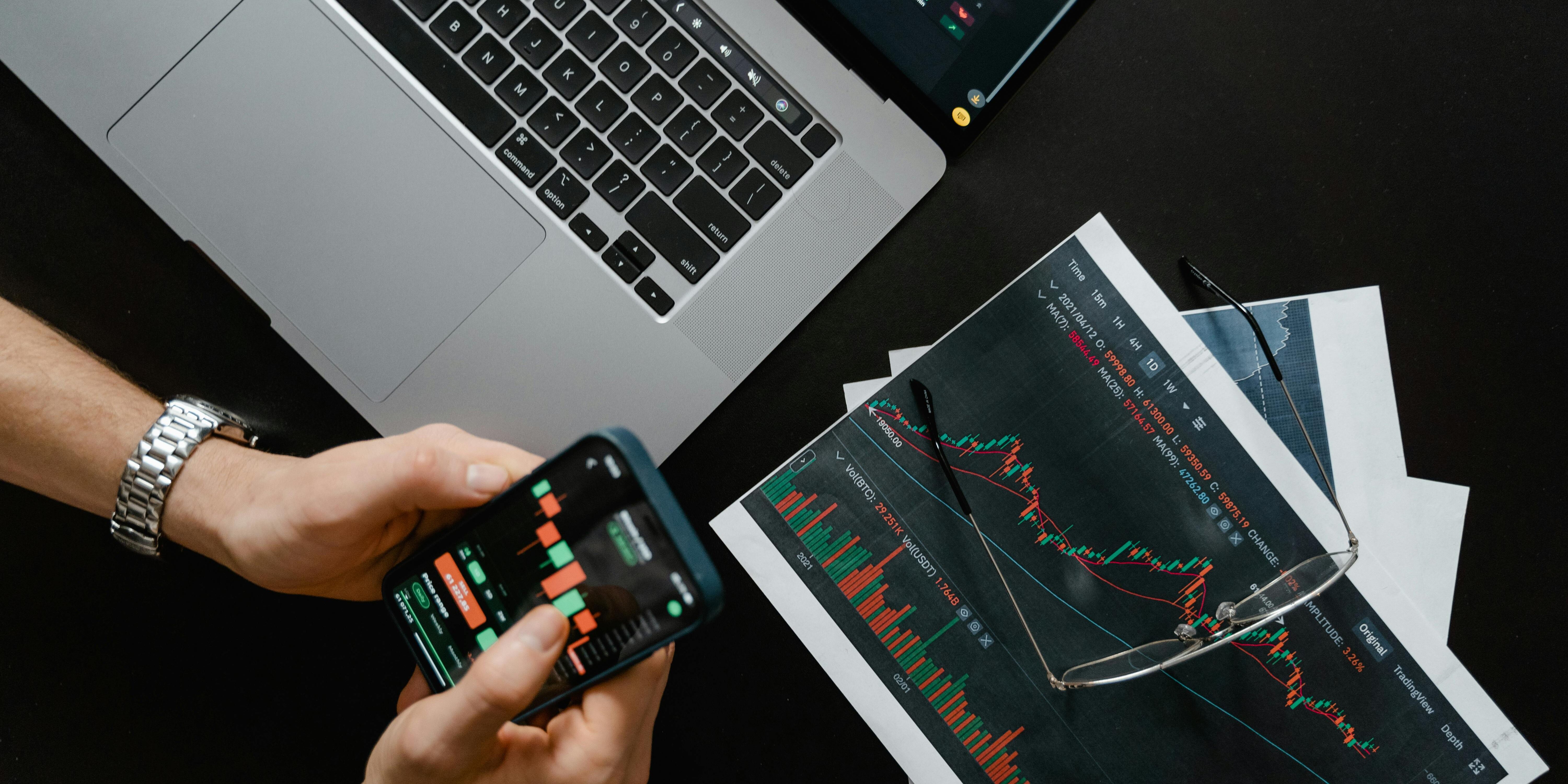 pexels-tima-miroshnichenko-7567443 trader looking at stock charts | stock volume indicators